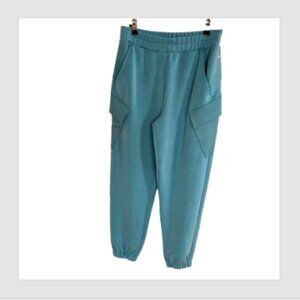 Thrive Societe Woman’s Ultralux Cargo Pocket Jogger Teal color Size M NEW